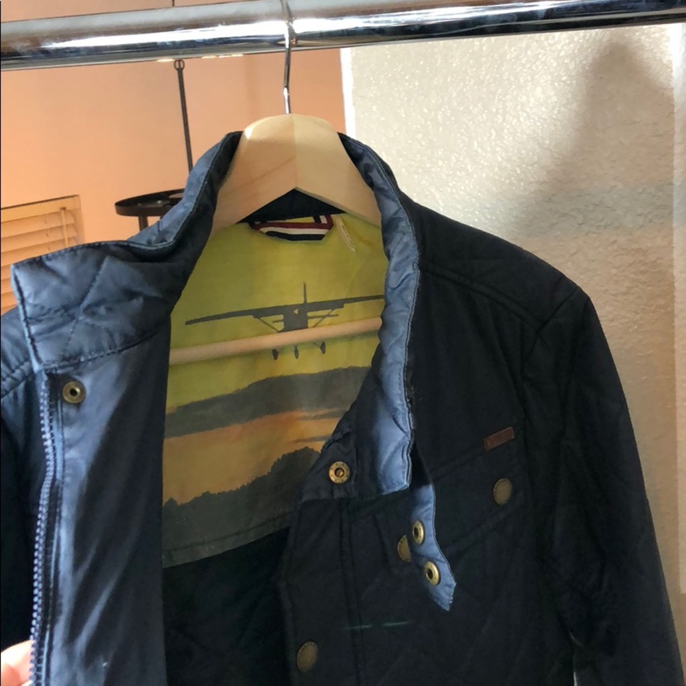 Men’s Jacket - Picture 2 of 6